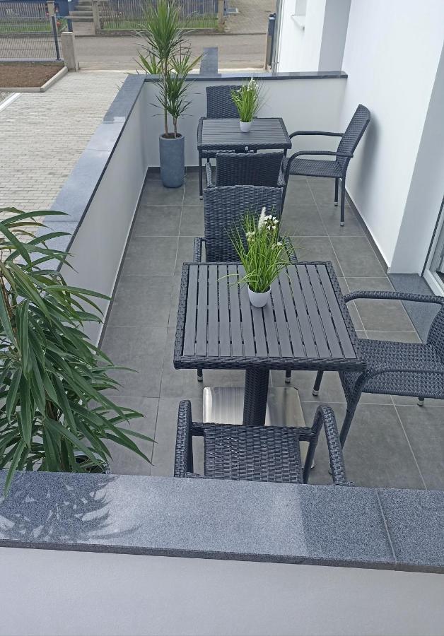 Ebs Paradies Rheinhausen Bagian luar foto