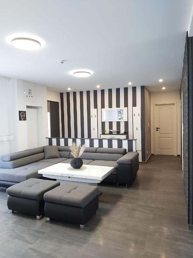 Ebs Paradies Rheinhausen Bagian luar foto